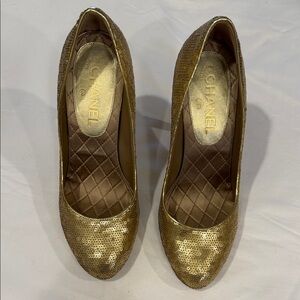 CHANEL Gold Sequin Heels